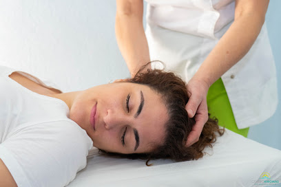 Centro Kiromas. Masaje deportivo,drenaje linfático, shiatsu, medicina natural, Masaje en embarazadas en el aljarafe y Sevilla
