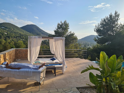 Massage Ibiza Acupuncture Kayurvida